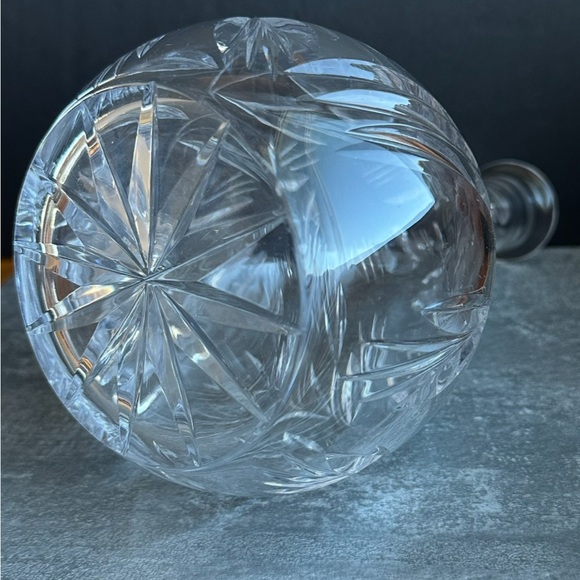 VTG Crystal Hand Cut Decanter & Stopper Large Round Bulb Bottle Shape EUC - Picture 10 of 14